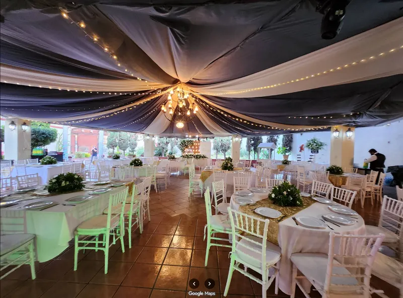 Hacienda Los Laureles